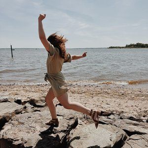 Meet your Posher, Meagan